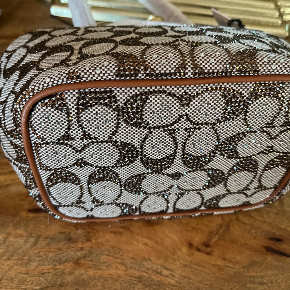 Small Coach Crystal Kisslock bag - Picture 3 of 4